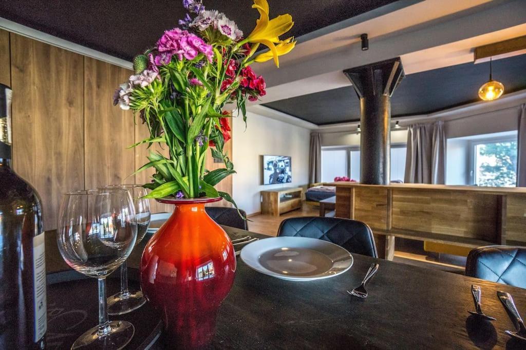 Uroczy Apartament Wita Stwosza Most Kłodzko Kültér fotó